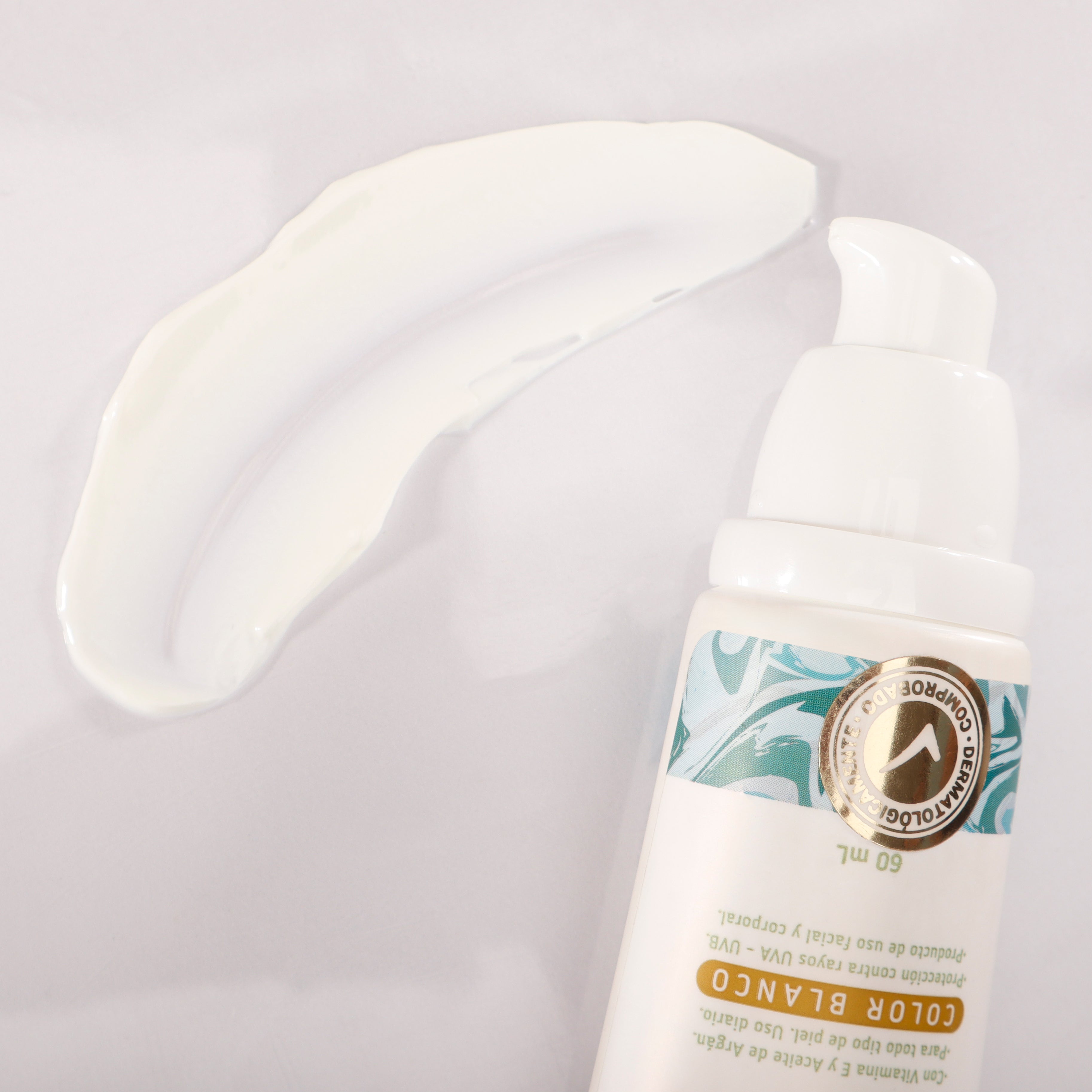 BLOQUEADOR FACIAL COLOR BLANCO